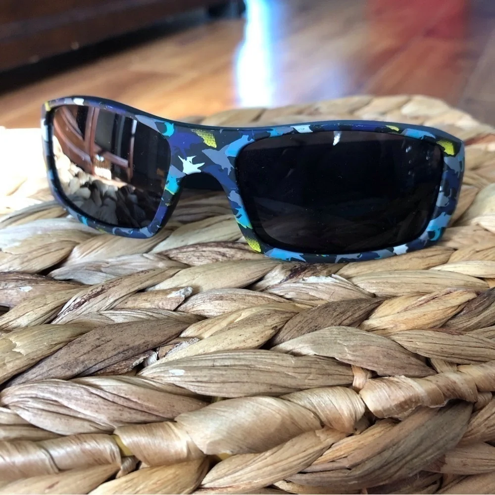 Blue shark print kids sunglasses